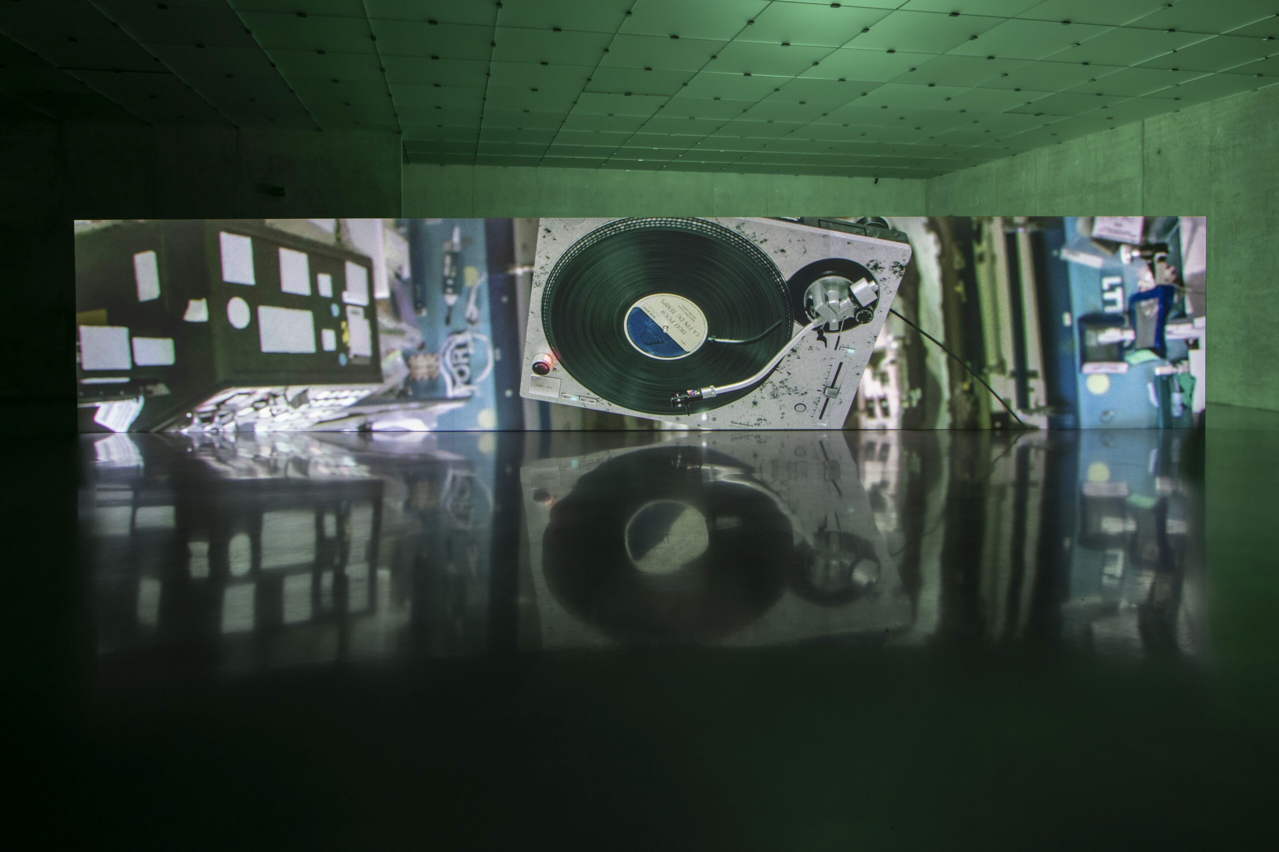 sala_3og-time-no-longer_u4a2996_markus-tretter-canri-sala-bildrecht-wien-2021-kunsthaus-bregenz